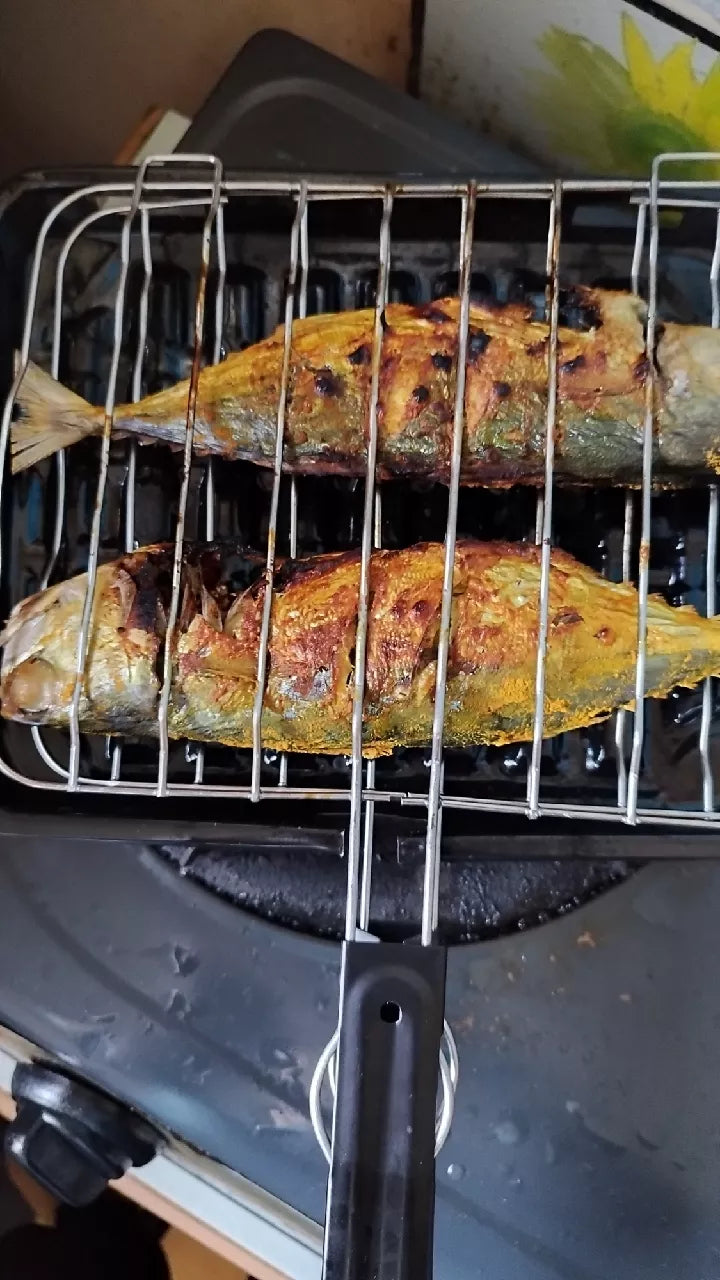 Pemanggang ikan jepun